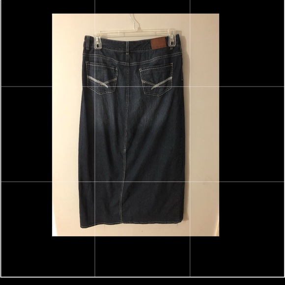 Maurice’s 5/6 Long Denim (Jean) Skirt - Picture 3 of 3